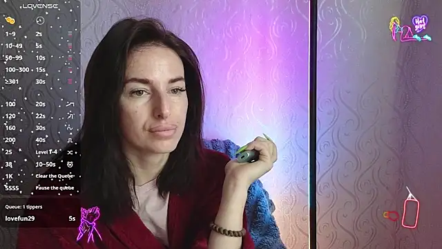 xx adrihanna xx online show from 05/12/26, 05:59