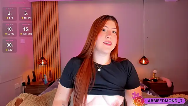 Snapshot of AbbieEdmond chatting on 02/18/25, 07:21 AbbieEdmond online show from 02/18/25, 07:21