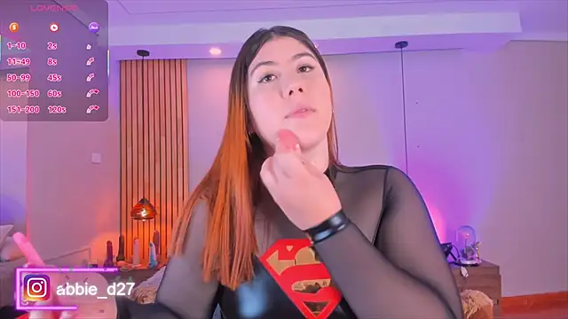 Snapshot of AbbieEdmond chatting on 10/15/25, 04:12 AbbieEdmond online show from 10/15/25, 04:12