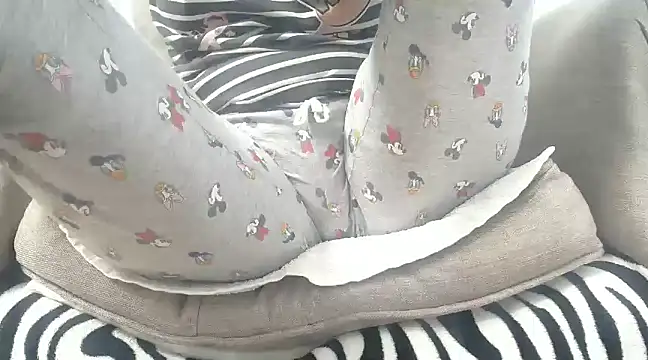 Snapshot of Web_Lady chatting on 02/10/25, 07:26 Web Lady online show from 02/10/25, 07:26