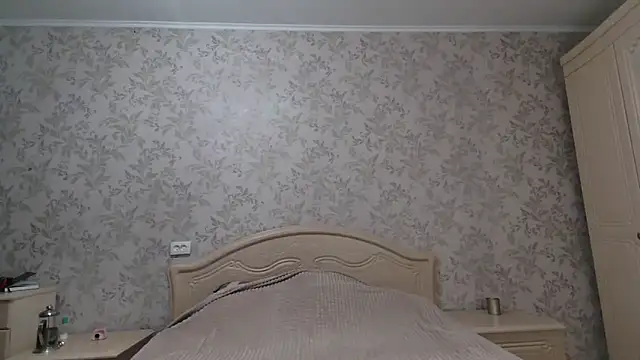 Alexandra Meow online show from 12/16/25, 09:42