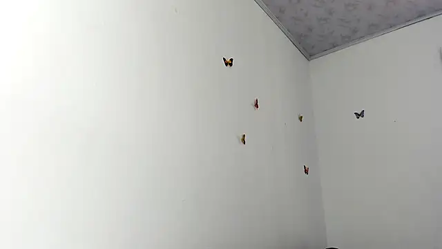 Snapshot of Angelblue_ chatting on 01/20/25, 04:55 Angelblue online show from 01/20/25, 04:55