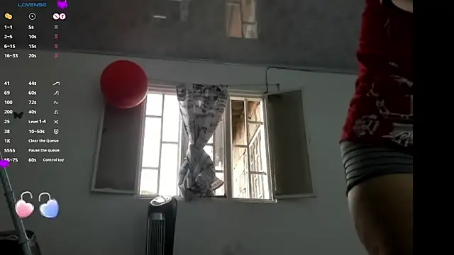 Snapshot of Angelblue_ chatting on 02/22/25, 05:46 Angelblue online show from 02/22/25, 05:46