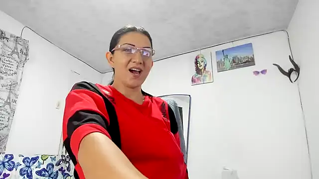 Snapshot of Angelblue_ chatting on 03/11/25, 12:00 Angelblue online show from 03/11/25, 12:00