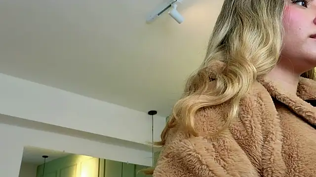Snapshot of kataliina__ chatting on 09/30/25, 11:48 kataliina online show from 09/30/25, 11:48