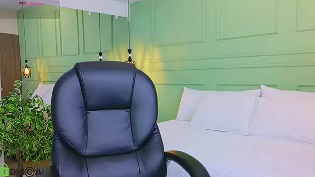 kataliina   online show from 03/31/26, 11:54