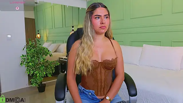 kataliina   online show from 04/13/26, 11:59