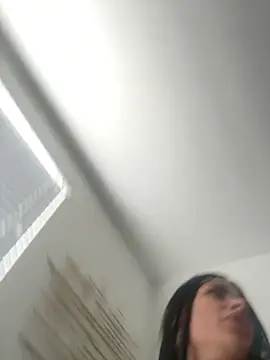 Karoltriguena online show from 03/09/26, 07:51