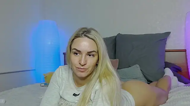 SofiJames online show from 01/08/25, 05:59