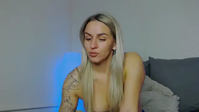 SofiJames online show from 11/05/25, 06:35