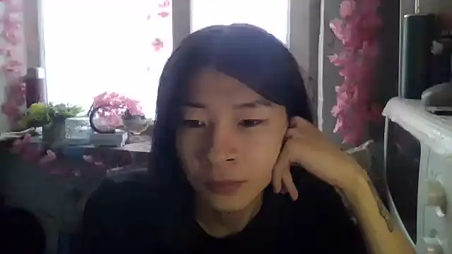 CarlyJoy online show from 12/05/25, 08:34