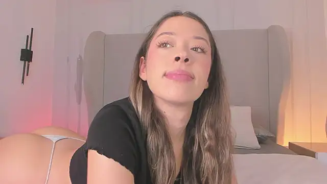 chloe d online show from 12/20/25, 12:01