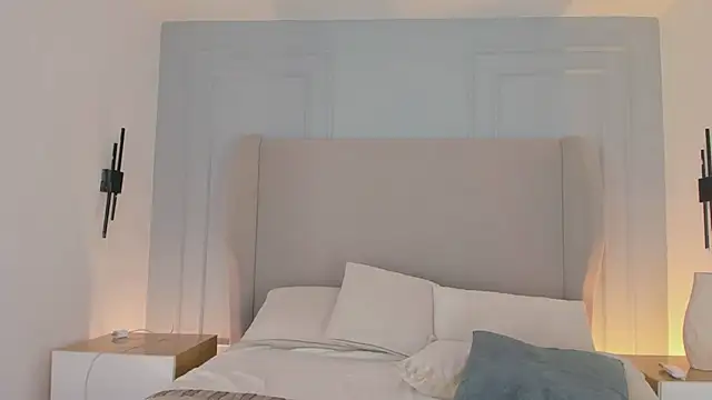 Snapshot of chloe_d chatting on 04/20/26, 01:47 chloe d online show from 04/20/26, 01:47