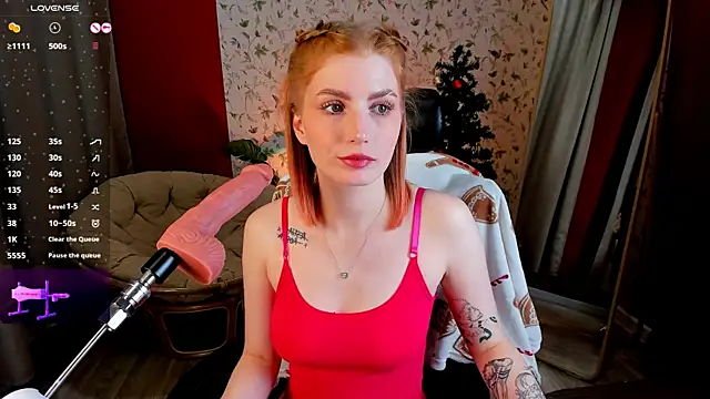 Snapshot of Mira__Blush chatting on 12/19/24, 04:57 Mira Blush online show from 12/19/24, 04:57