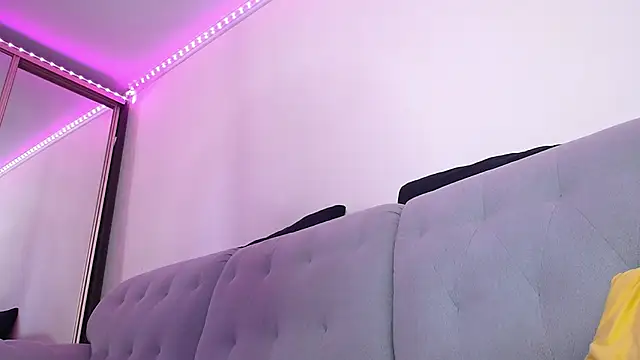 KathrineBerry online show from 10/03/25, 01:35