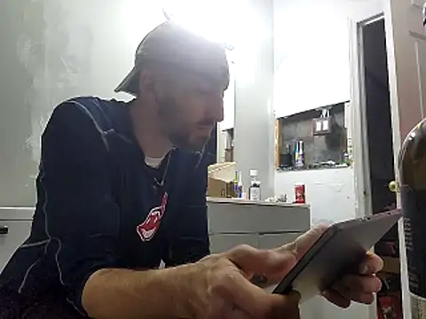 Bi curious86 online show from 02/06/26, 03:33