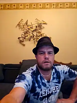 Snapshot of Sexytonyforu chatting on 12/05/24, 09:50 Sexytonyforu online show from 12/05/24, 09:50