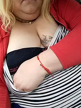 Snapshot of ducicsajsziii chatting on 12/13/24, 10:30 ducicsajsziii online show from 12/13/24, 10:30