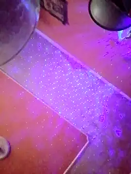 Snapshot of ducicsajsziii chatting on 03/07/25, 06:57 ducicsajsziii online show from 03/07/25, 06:57