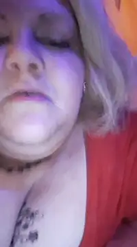 Snapshot of ducicsajsziii chatting on 03/17/25, 05:27 ducicsajsziii online show from 03/17/25, 05:27