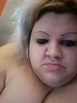 Snapshot of ducicsajsziii chatting on 09/24/25, 10:13 ducicsajsziii online show from 09/24/25, 10:13