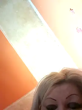 Snapshot of ducicsajsziii chatting on 11/13/25, 03:16 ducicsajsziii online show from 11/13/25, 03:16