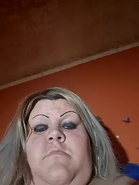 ducicsajsziii online show from 02/25/26, 08:35