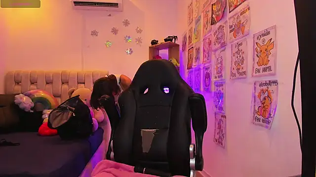 Gorgeous Team online show from 02/19/25, 11:04