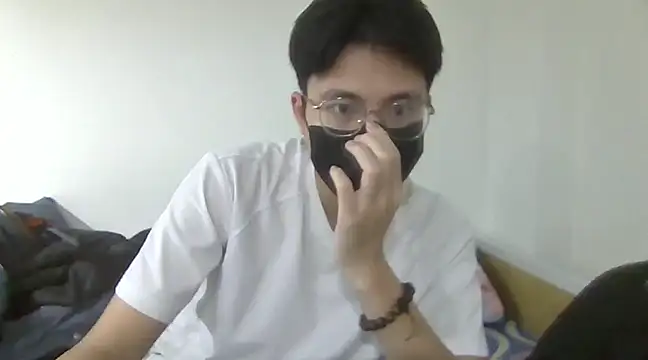 Snapshot of Gwencloudy chatting on 02/08/25, 08:20 Gwencloudy online show from 02/08/25, 08:20