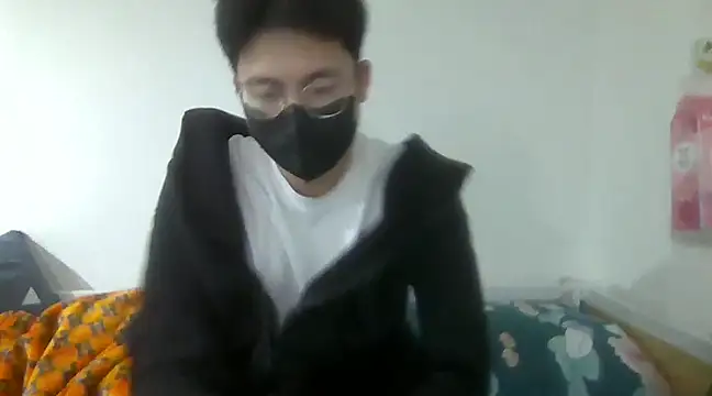 Snapshot of Gwencloudy chatting on 02/08/25, 12:17 Gwencloudy online show from 02/08/25, 12:17