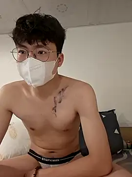 Gwencloudy online show from 04/02/26, 04:21