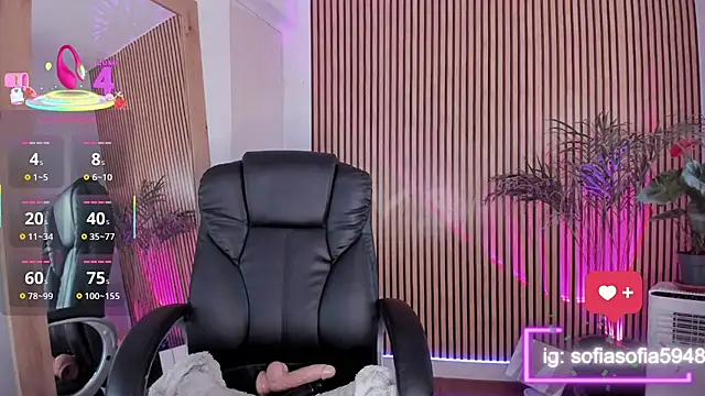 Snapshot of sofiah_ chatting on 09/27/25, 07:02 sofiah online show from 09/27/25, 07:02