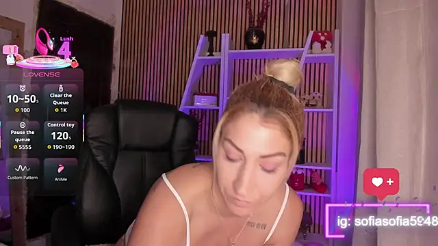 Snapshot of sofiah_ chatting on 02/18/26, 05:42 sofiah online show from 02/18/26, 05:42