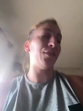 sofiah  online show from 04/10/26, 09:25