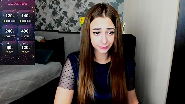 Snapshot of weakness4u chatting on 12/10/24, 06:44 weakness4u online show from 12/10/24, 06:44