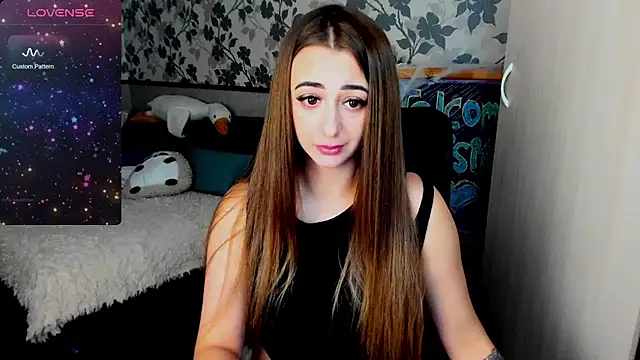 Snapshot of weakness4u chatting on 12/23/24, 01:29 weakness4u online show from 12/23/24, 01:29