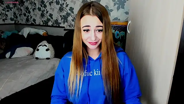 Snapshot of weakness4u chatting on 02/06/25, 03:06 weakness4u online show from 02/06/25, 03:06