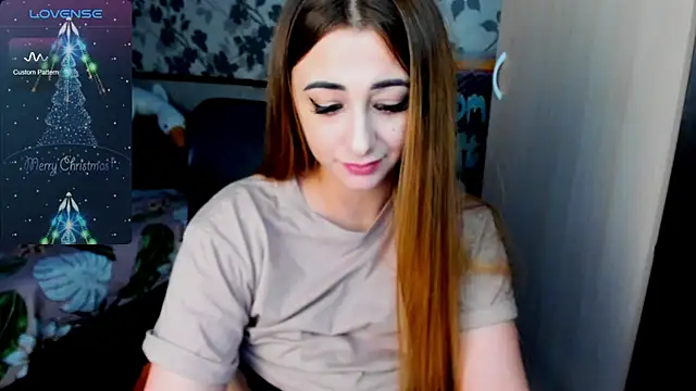 Snapshot of weakness4u chatting on 03/04/25, 05:42 weakness4u online show from 03/04/25, 05:42