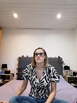 Madame Callie online show from 06/15/26, 08:05
