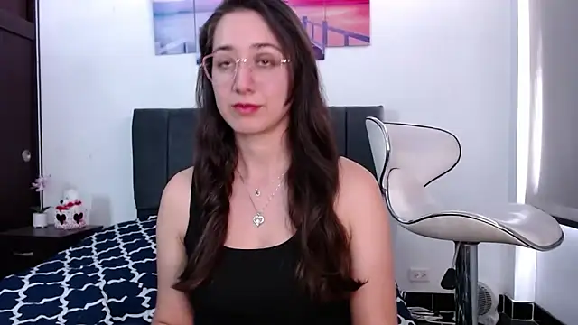 Daniela-hot online show from 03/27/26, 04:40