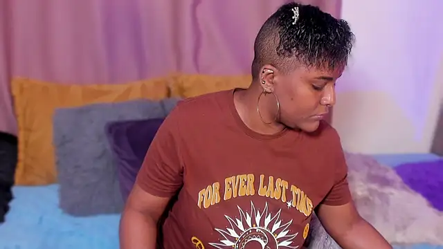 Snapshot of DianaBrownXX chatting on 11/09/25, 04:11 DianaBrownXX online show from 11/09/25, 04:11