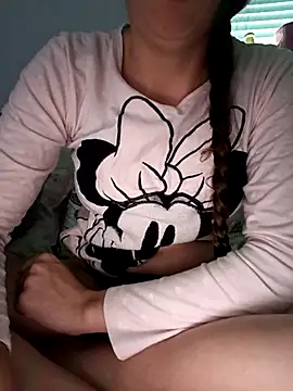 Snapshot of bruna_safadinhaa chatting on 09/29/25, 03:39 bruna safadinhaa online show from 09/29/25, 03:39