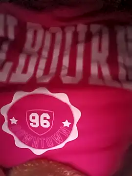 Snapshot of bruna_safadinhaa chatting on 10/27/25, 09:02 bruna safadinhaa online show from 10/27/25, 09:02