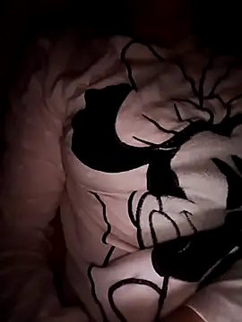 Snapshot of bruna_safadinhaa chatting on 10/31/25, 11:39 bruna safadinhaa online show from 10/31/25, 11:39