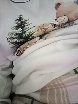 bruna safadinhaa online show from 04/15/26, 02:57