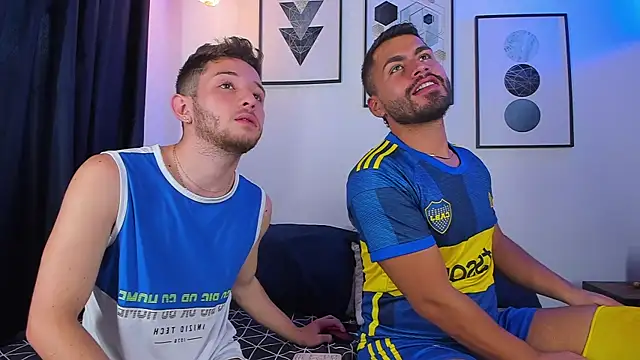 Snapshot of Juan_Castano chatting on 01/10/25, 07:54 Juan Castano online show from 01/10/25, 07:54