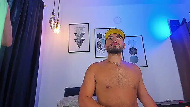 Snapshot of Juan_Castano chatting on 02/05/25, 04:36 Juan Castano online show from 02/05/25, 04:36