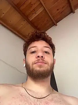 Snapshot of Juan_Castano chatting on 10/20/25, 06:30 Juan Castano online show from 10/20/25, 06:30