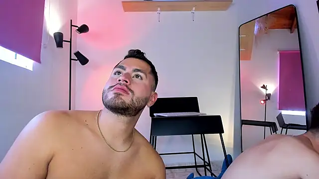 Juan Castano online show from 01/12/26, 03:28