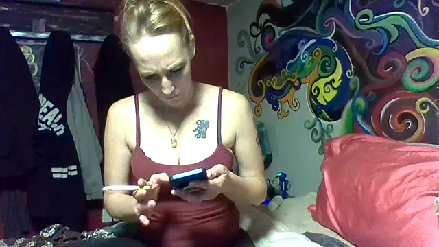 Snapshot of 4EyedSluttyGinger chatting on 01/13/25, 06:05 4EyedSluttyGinger online show from 01/13/25, 06:05